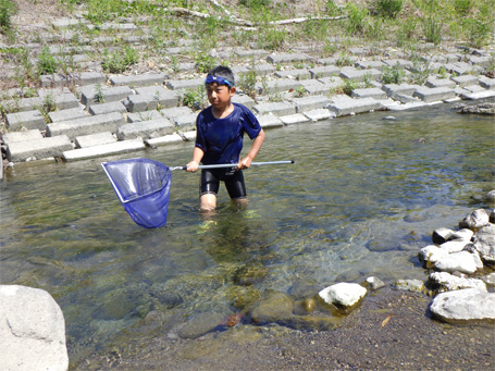 川遊び